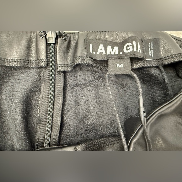 I.AM.GIA Black Faux Leather Ramona Bodycon Shorts Size Medium NEW - Picture 4 of 5